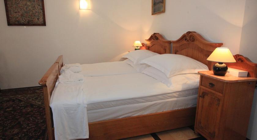 Grad Strmol Hotel Церкле на Горенскем Екстериор снимка